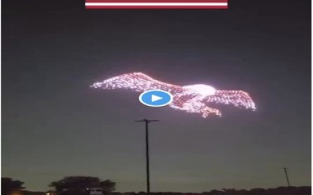 Explosion de lumière au Texas : 2 500 drones dessinent un symbole américain géant pour le 4 Juillet