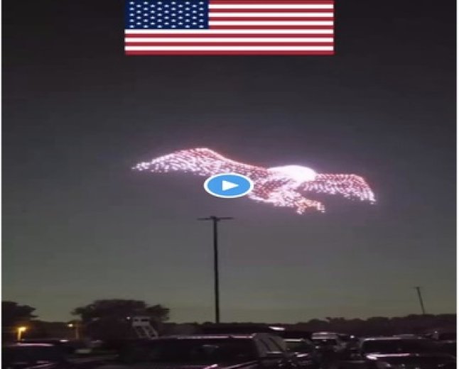 Explosion de lumière au Texas : 2 500 drones dessinent un symbole américain géant pour le 4 Juillet