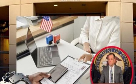 Un ancien agent de l’USCIS aurait-il vraiment approuver des gens  pour de l'argent ?
