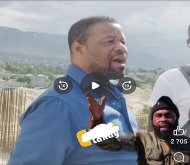 Flash : le pasteur Muscadin lance un défi aux militants arabes et exige la libération de son église