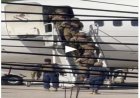 Encore une forte quantité de troupes de l'Armée salvadorienne débarquent à l'aéroport international Toussaint Louverture