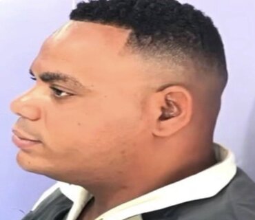 Choc à Pétion-Ville : policier en fuite pour le meurtre barbare d’une fillette de 14 Ans à Delmas se livre au Commissariat