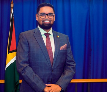 Taxe américaine sur les navires chinois: Le président guyanais craint des répercussions sur le commerce caribéen