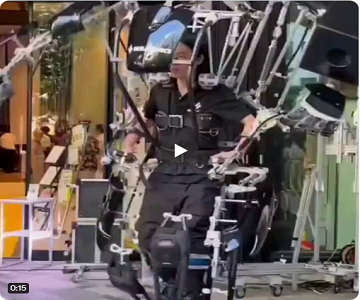 Une combinaison robot de 9 pieds qui transforme les humains en Transformers: robots réels les plus surprenants que vous devriez connaître