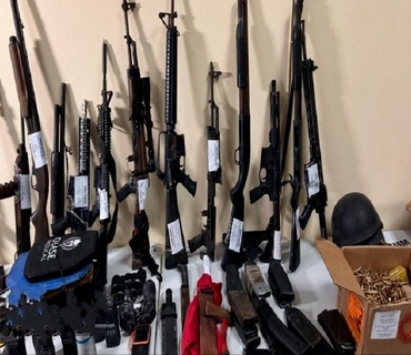 Opérations secrète : La PNH saisie 33 armes à feu et plus de 12 000 cartouches de munitions